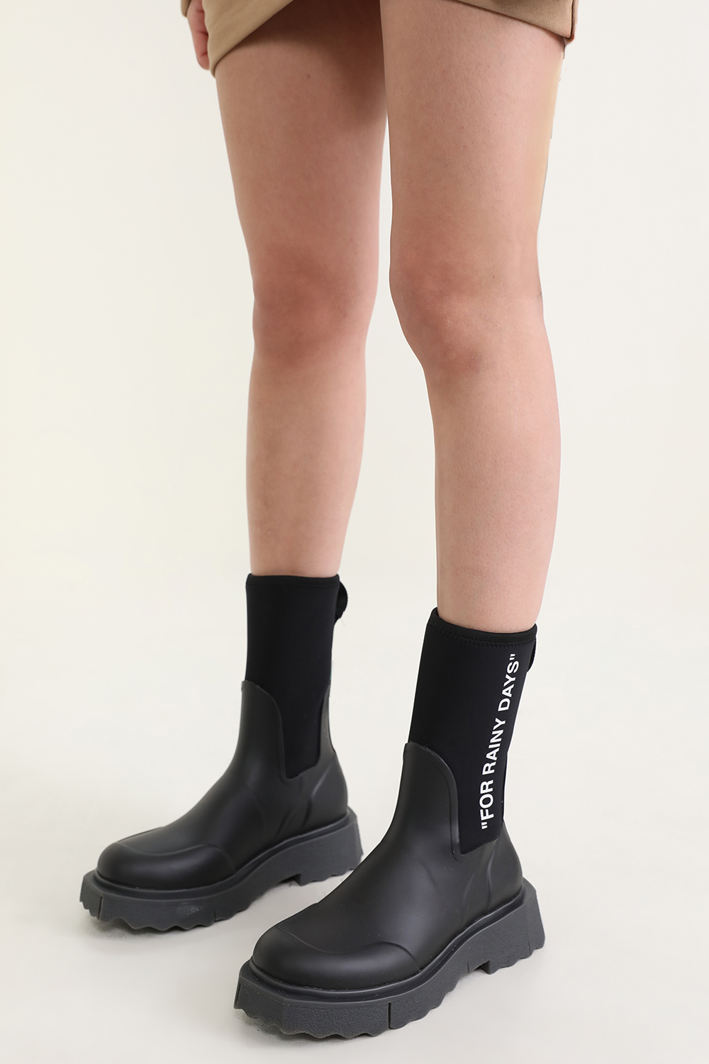 מגפוני גומי